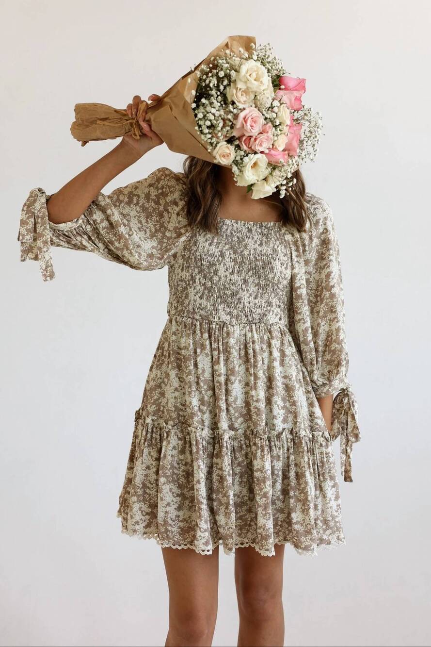 NEW JUST ME gia smocked puff sleeve floral mini dress in beige